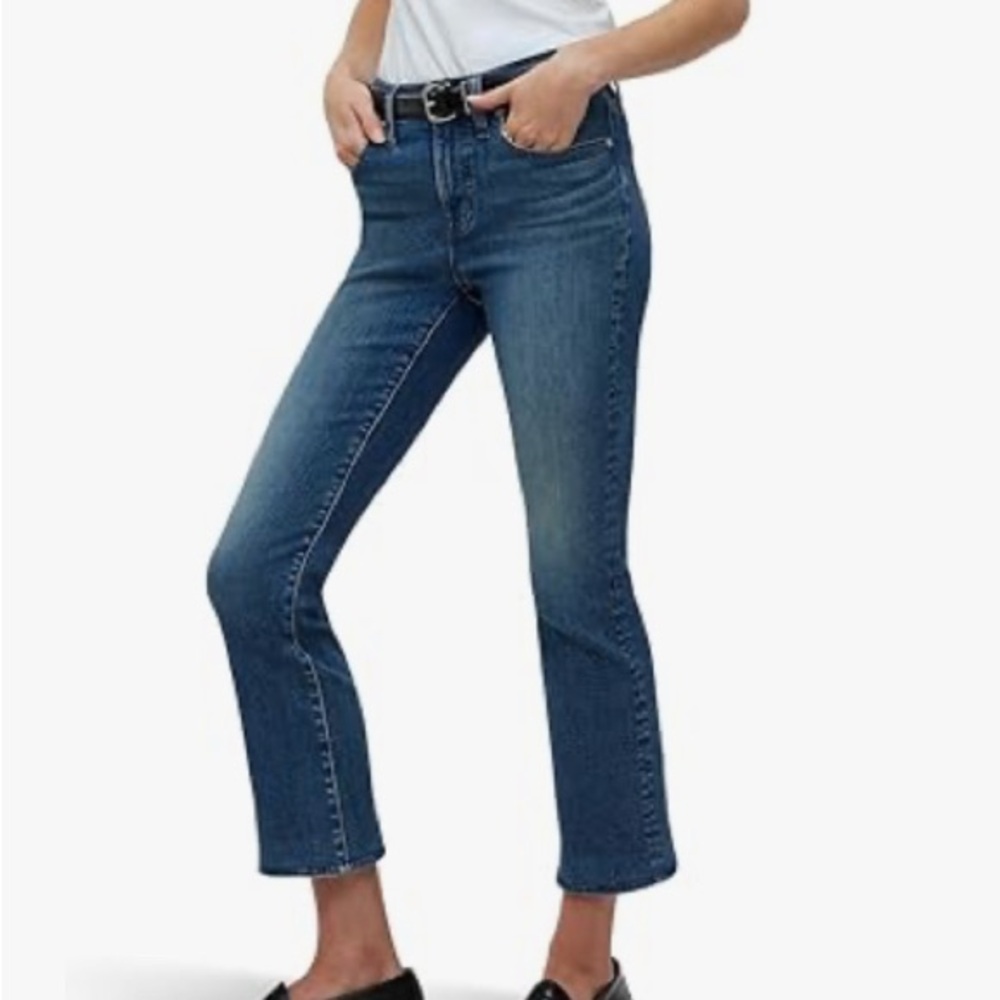 Madewell Mid-Rise Kick Out Jeans size 28 - medium blue wash - pre owned